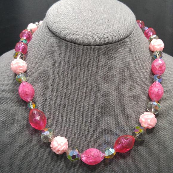 Vintage Pink Lucite Crystal Beaded Necklace, Aurora Borealis, Molded Beads - Picture 8 of 10